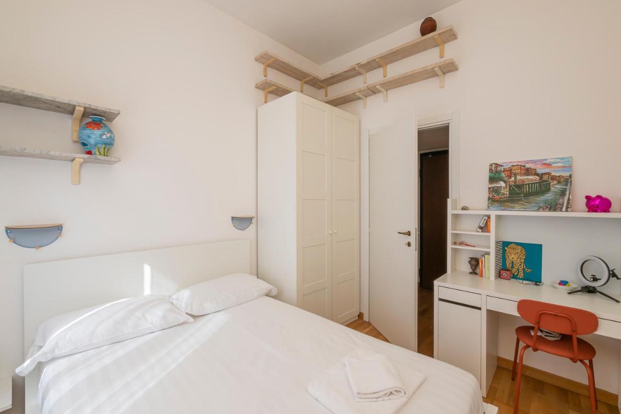 Luxury Flat Between Navigli And Duomo - Sambuco Milan Extérieur photo